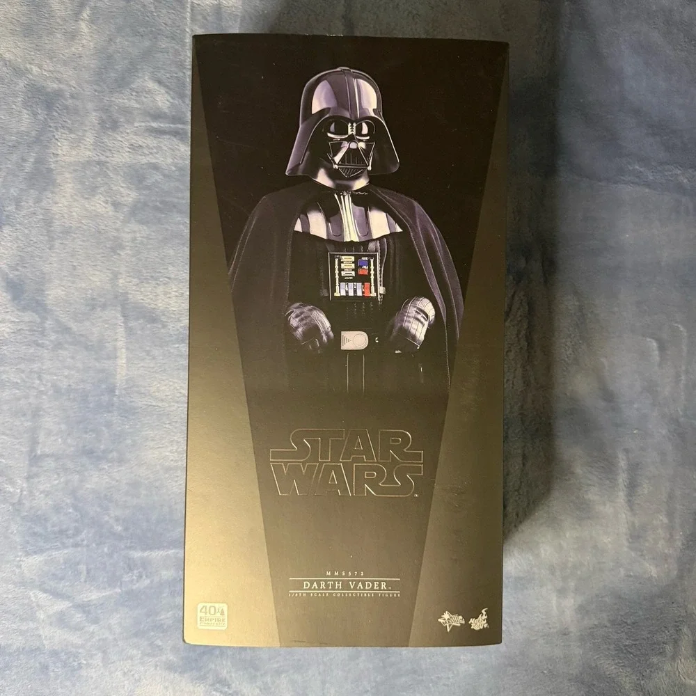Hot Toys Star Wars: The Empire Strikes Back 40th Anniv. - Darth Vader. SEALED